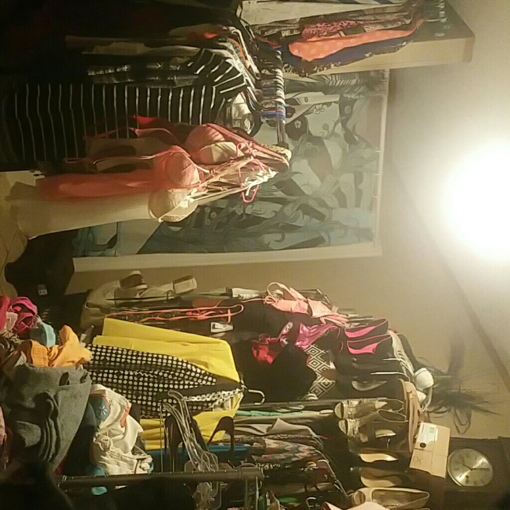 Name brand clothes shoes jakets scarfs